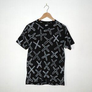 2016 Kaws x Uniqlo All Over Print XX Black Medium-Large